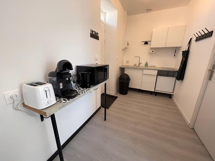 Studio B2 20M2 Cosy 5Min A Pied Des Gares Roanne Exteriör bild
